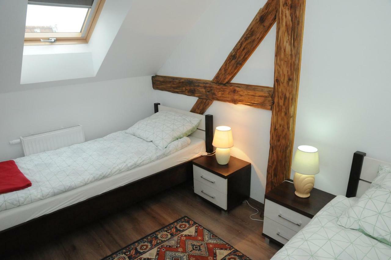 Apartamenty Kamienica Mragowo Bagian luar foto